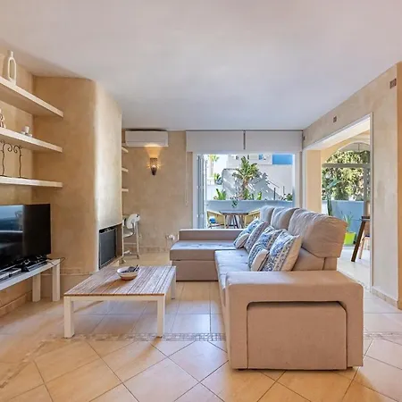 Quiet Near The Beach, With Pool And Garden *