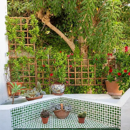 Quiet Near The Beach, With Pool And Garden * Marbella